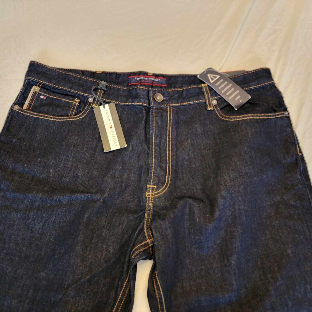 Tommy Hilfiger Jeans NWT 40x32 Custom Straight